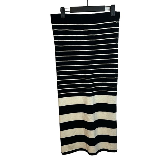 H&M Striped Knit Midi Skirt - Picture 1 of 3